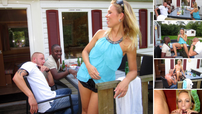 Kom er even gezellig bij buurvrouw!